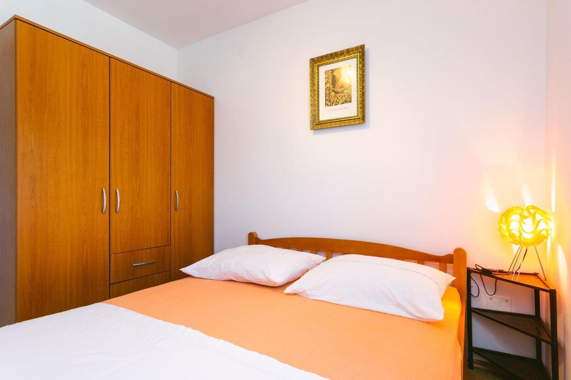 Apartments Ivica - 150M From Sea โตรกีร์ ภายนอก รูปภาพ